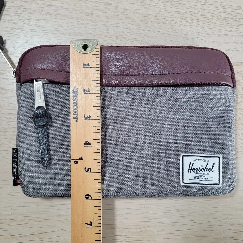 Herschel Supply Make Up Bag Virgin Atlantic Toiletry Cosmetic Zip Pouch Gray